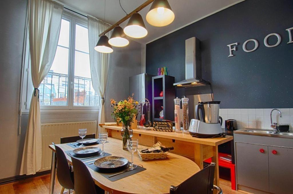 Sweet Nina Jazz Appartement Pour 5 Voyageurs, Situe A La Place De La Republique, Avec Parking Et Lit Queen Size 르망 외부 사진